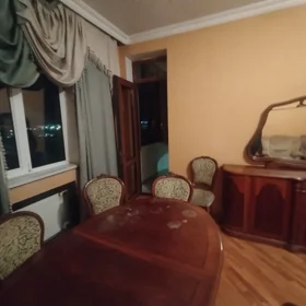 In Baku 100.0 m² apartment is for rent - Image 4