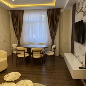 In Baku 76.0 m² apartment is for rent - Image 2