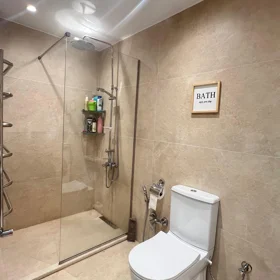 In Khirdalan 82.0 m² apartment is for sale - Image 5