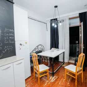 In Baku 68.0 m² apartment is for sale - Image 2