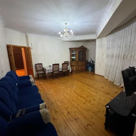 In Baku 120.0 m² apartment is for rent - Image 2