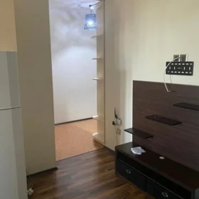 In Baku 60.0 m² apartment is for rent - Image 3