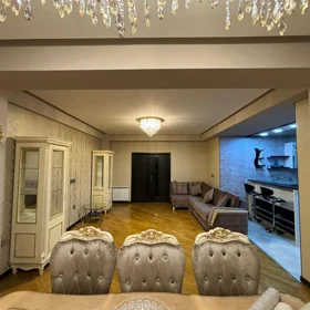 In Baku 118.0 m² apartment is for rent - Image 3