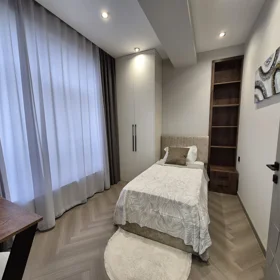 In Baku 91.0 m² apartment is for rent - Image 5