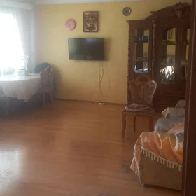 In Baku 90.0 m² apartment is for sale - Image 2