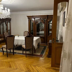 In Baku 85.0 m² apartment is for sale - Image 2