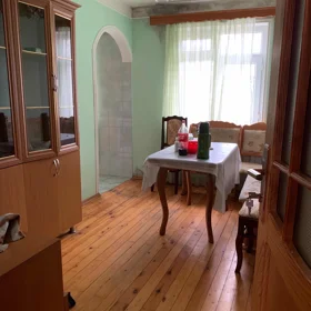 In Baku 75.0 m² apartment is for sale - Image 4