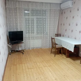 In Baku 75.0 m² apartment is for rent - Image 2