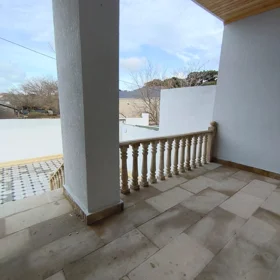 In Baku 130.0 m² house with 4.0 rooms is for sale - Image 3