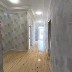 In Baku 130.0 m² house with 4.0 rooms is for sale - Image 5