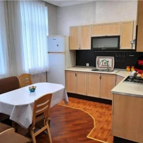 In Baku 66.0 m² apartment is for rent - Image 2