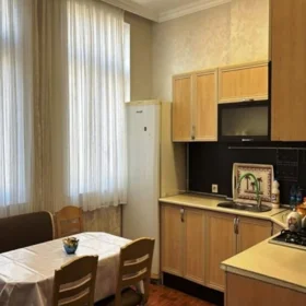 In Baku 66.0 m² apartment is for rent - Image 3