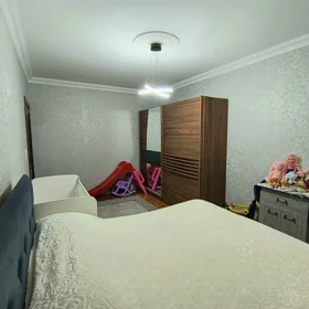 In Baku 100.0 m² apartment is for sale - Image 5