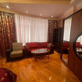 In Baku 170.0 m² apartment is for rent - Image 3