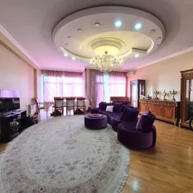 In Baku 150.0 m² apartment is for rent - Image 3