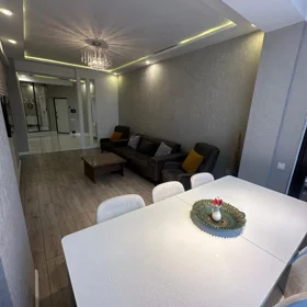 In Baku 130.0 m² apartment is for sale - Image 4