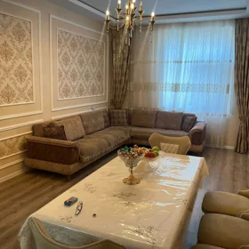 In Baku 90.0 m² apartment is for rent - Image 2