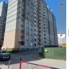 In Baku 80.0 m² apartment is for rent - Image 2