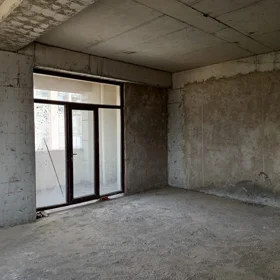 In Baku 330.0 m² apartment is for sale - Image 4