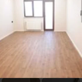 In Baku 80.0 m² apartment is for rent - Image 4