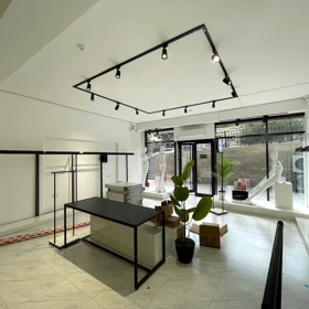 In Baku 130.0 m² commercial is for rent - Image 3