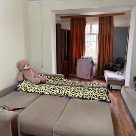 In Baku 70.0 m² apartment is for sale - Image 4