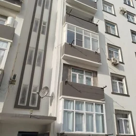 In Baku 73.0 m² apartment is for sale - Image 2