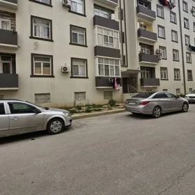 In Baku 73.0 m² apartment is for sale - Image 3