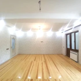 In Baku 98.0 m² apartment is for sale - Image 2