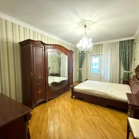 In Baku 150.0 m² apartment is for sale - Image 5