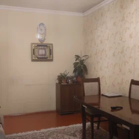 In Baku 75.0 m² apartment is for sale - Image 2
