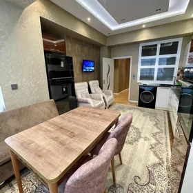 In Baku 100.0 m² apartment is for rent - Image 2