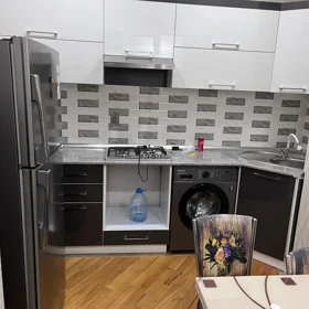 In Baku 120.0 m² apartment is for rent - Image 4