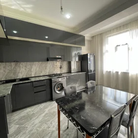 In Baku 95.0 m² apartment is for rent - Image 3