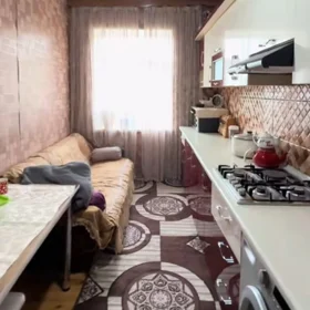 In Baku 200.0 m² house with 6.0 rooms is for sale - Image 4