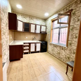 In Baku 96.0 m² house with 5.0 rooms is for sale - Image 2