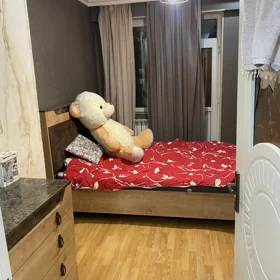 In Baku 130.0 m² apartment is for sale - Image 3