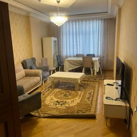 In Baku 140.0 m² apartment is for rent - Image 2
