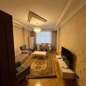 In Baku 140.0 m² apartment is for rent - Image 3