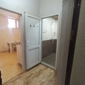 In Khirdalan 45.0 m² apartment is for rent - Image 5