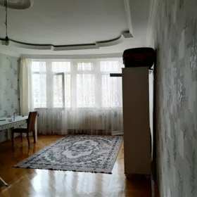 In Baku 146.0 m² apartment is for rent - Image 4