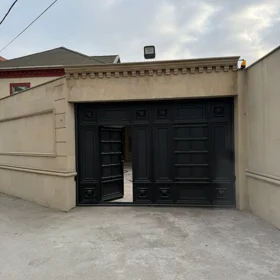 In Baku 222.0 m² house with 4.0 rooms is for rent - Image 3