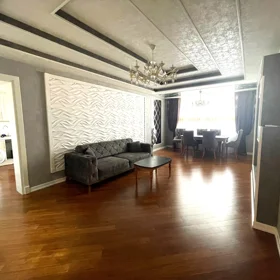 In Baku 100.0 m² apartment is for rent - Image 2