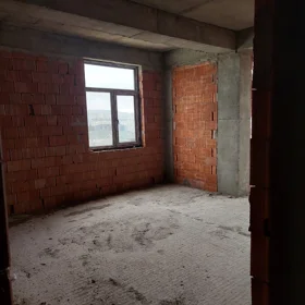 In Baku 73.0 m² apartment is for sale - Image 4