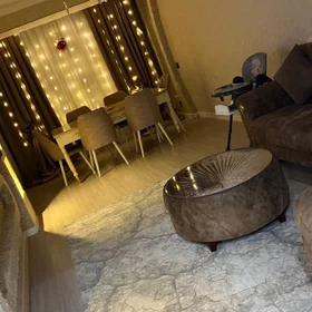 In Baku 110.0 m² apartment is for sale - Image 2