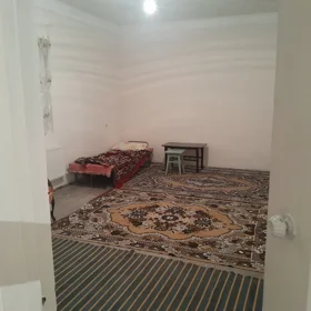 In Baku 86.0 m² house with 3.0 rooms is for rent - Image 2