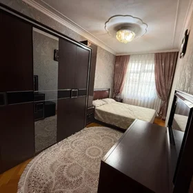In Baku 50.0 m² apartment is for sale - Image 2