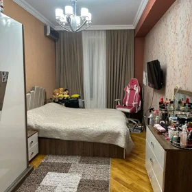 In Baku 117.0 m² apartment is for rent - Image 4