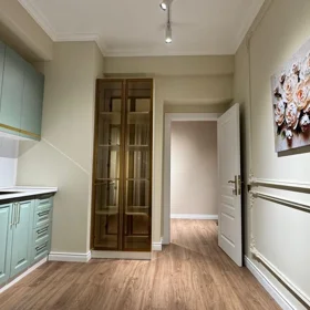 In Baku 77.0 m² apartment is for sale - Image 2