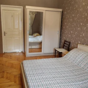 In Baku 90.0 m² apartment is for sale - Image 3